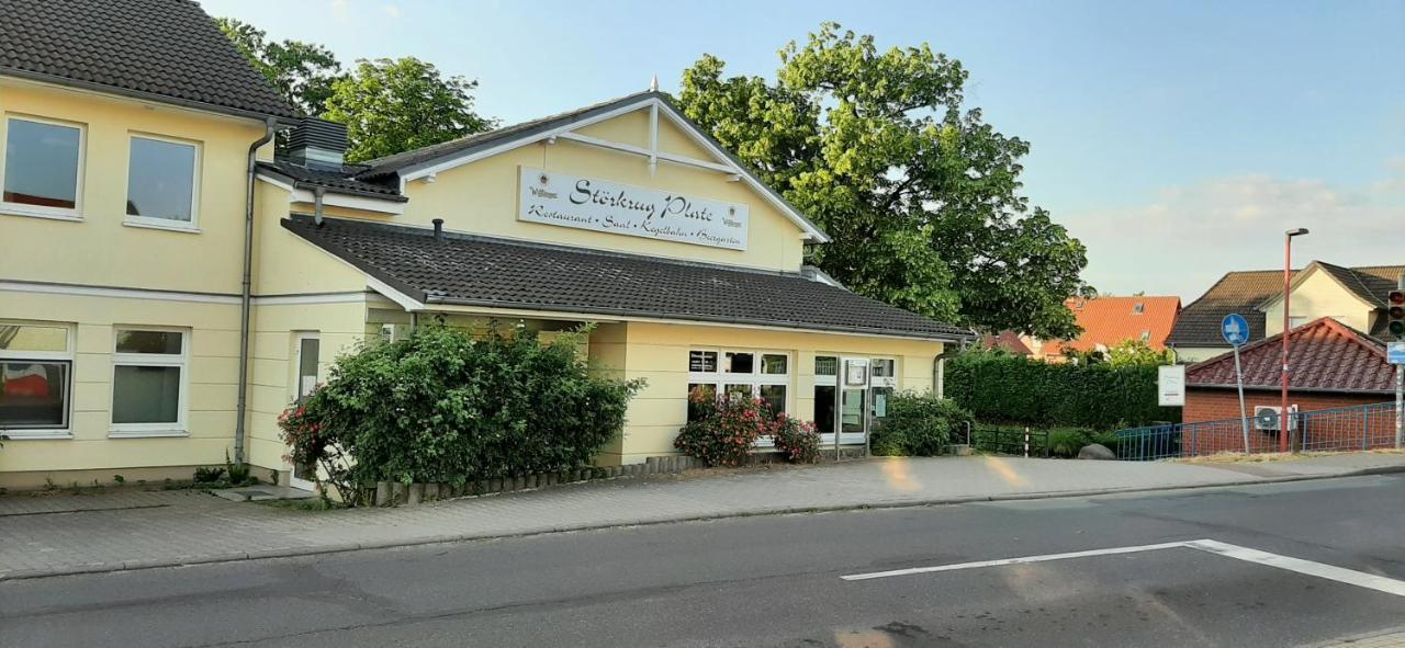 Ferienwohnung Lewitztor Plate Exterior photo